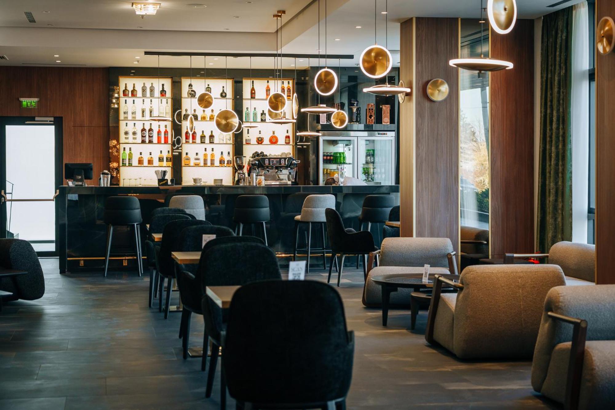 קלוז'-נאפוקה Sky Airport Hotel מראה חיצוני תמונה