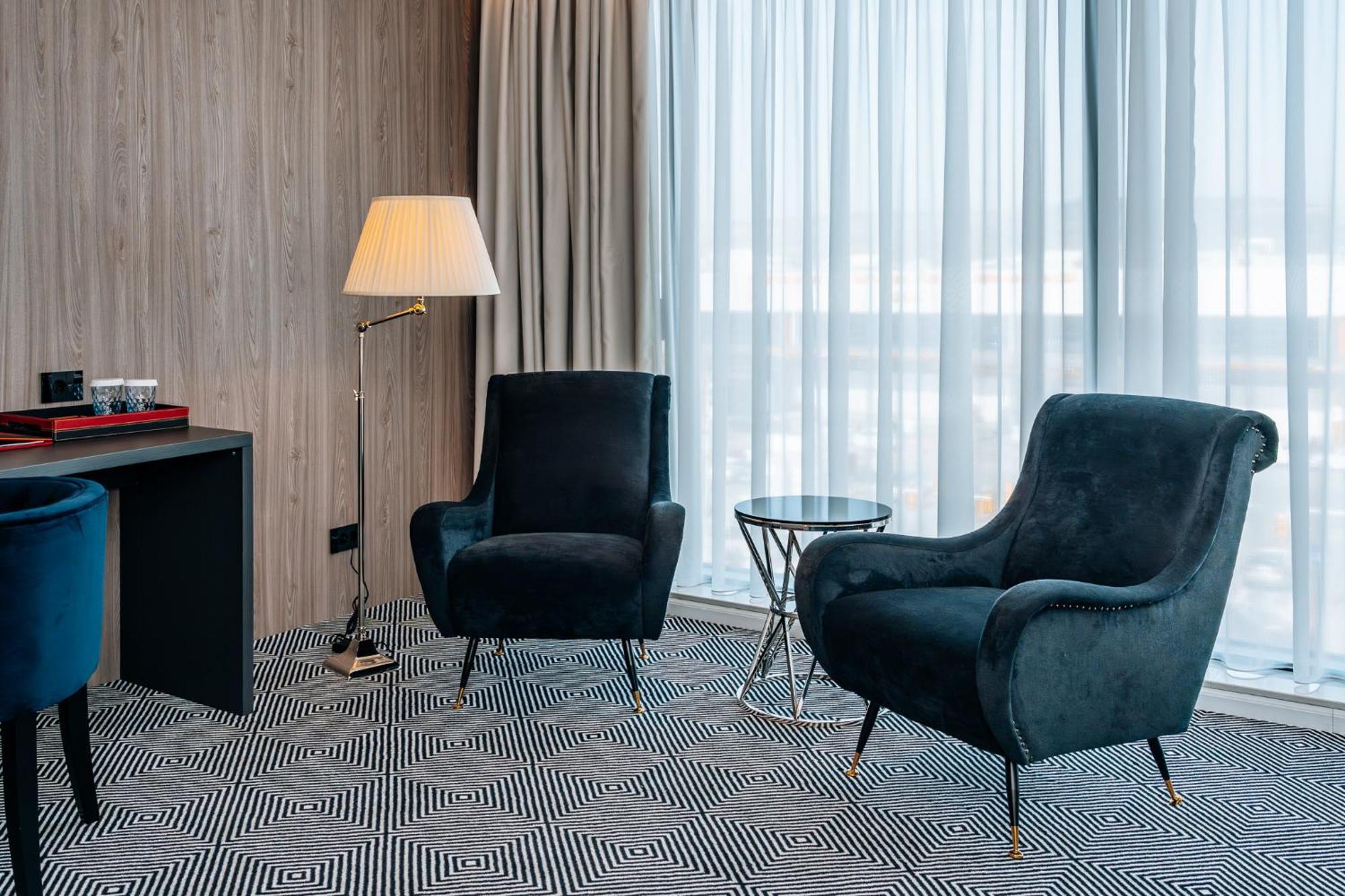 קלוז'-נאפוקה Sky Airport Hotel מראה חיצוני תמונה